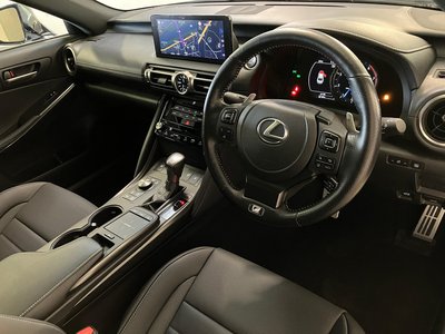 LEXUS IS - 4