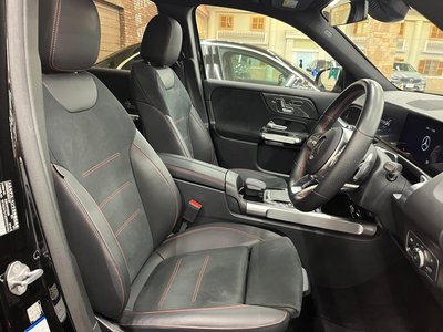 MERCEDES-BENZ GLB - 10