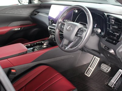 صورة مصغرة 12 لـ 2023 Lexus RX