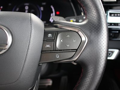 صورة مصغرة 20 لـ 2023 Lexus RX