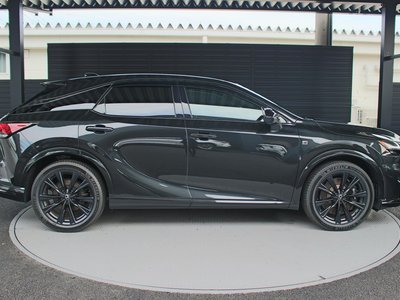 صورة مصغرة 8 لـ 2023 Lexus RX