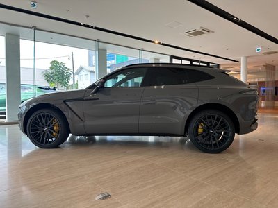 صورة 8 لـ 2026 Aston Martin DBX