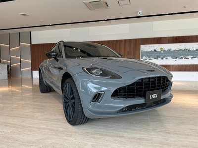 صورة 12 لـ 2026 Aston Martin DBX