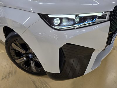 2025 BMW IX 缩略图 17