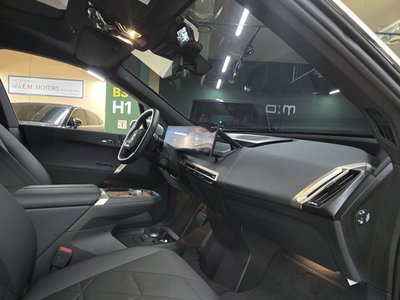 2025 BMW IX 缩略图 19
