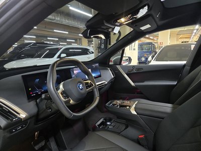 2025 BMW IX 缩略图 11