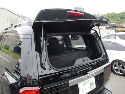 TOYOTA LAND CRUISER 250 - 9