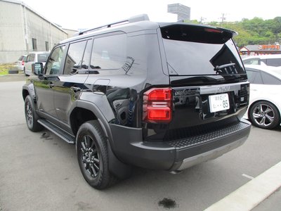 TOYOTA LAND CRUISER 250 - 8