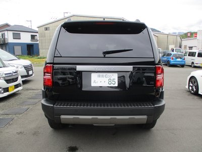 TOYOTA LAND CRUISER 250 - 7