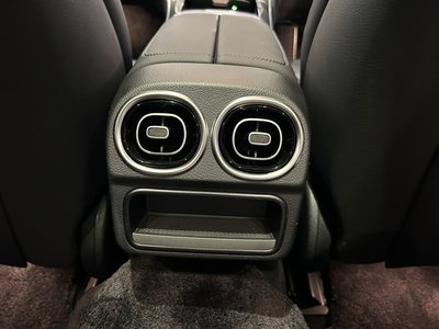 2024 Mercedes-BENZ C-CLASS — миниатюра 32