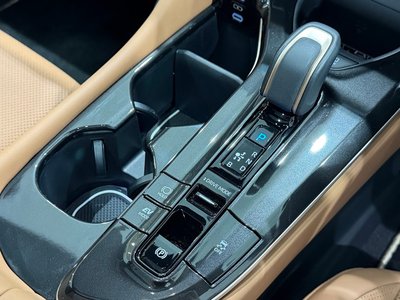 2024 Toyota CROWN SPORT — миниатюра 26