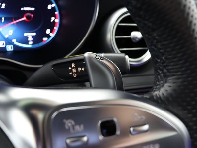 صورة مصغرة 31 لـ 2022 Mercedes-BENZ GLC AMG