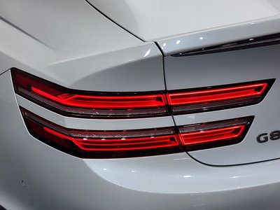 GENESIS G80 (RG3) - 10