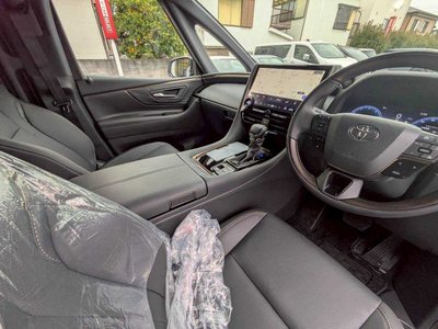 2025 Toyota ALPHARD — миниатюра 32