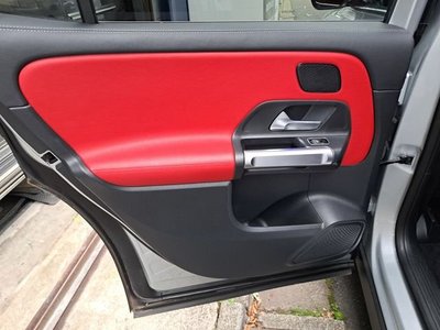2021 Mercedes-BENZ GLB AMG — миниатюра 34