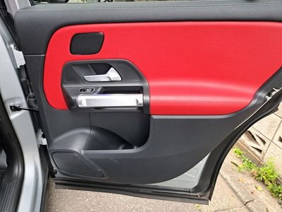 2021 Mercedes-BENZ GLB AMG — миниатюра 33