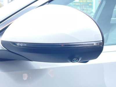 2025 Mercedes-BENZ C-CLASS — миниатюра 30