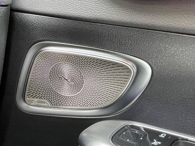 2025 Mercedes-BENZ C-CLASS — миниатюра 14