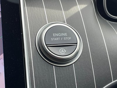 2025 Mercedes-BENZ C-CLASS — миниатюра 11
