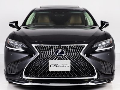 صورة 9 لـ 2017 Lexus LS