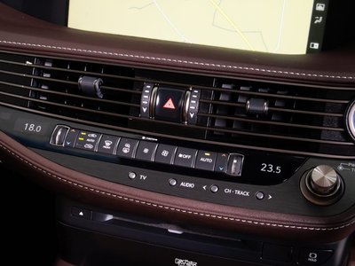 صورة مصغرة 39 لـ 2017 Lexus LS