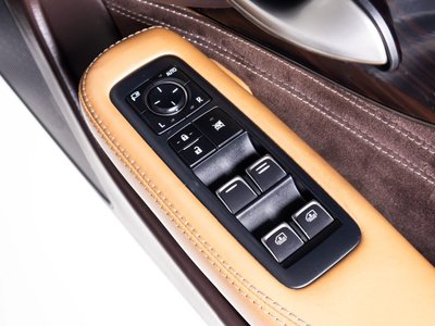 صورة مصغرة 32 لـ 2017 Lexus LS