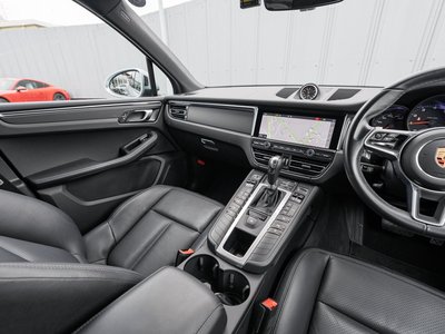 صورة مصغرة 30 لـ 2020 Porsche MACAN
