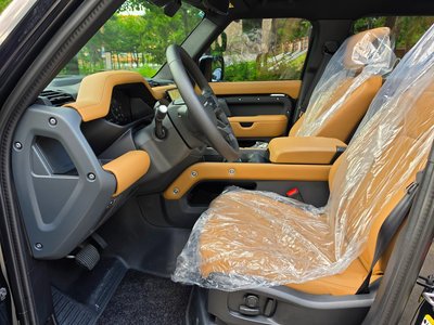 2026 LAND Rover DEFENDER photo 9