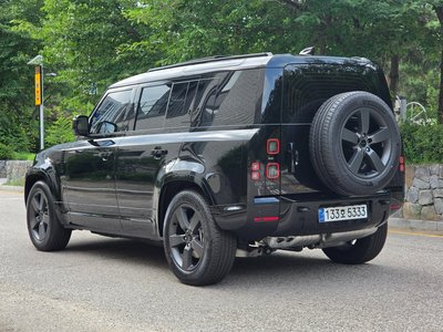 2026 LAND Rover DEFENDER photo 5