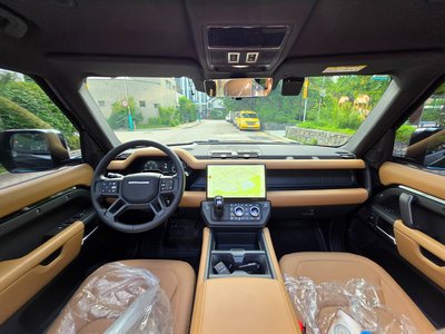 2026 LAND Rover DEFENDER photo 4