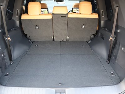2025 Lexus LX — миниатюра 72