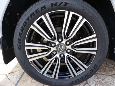 2025 Lexus LX — миниатюра 47