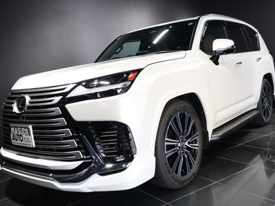 صورة 2 لـ 2025 Lexus LX