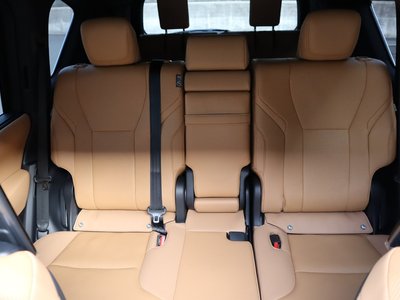 2025 Lexus LX — миниатюра 61