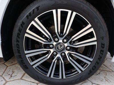 2025 Lexus LX — миниатюра 46