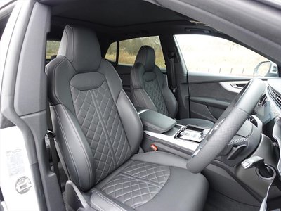 صورة مصغرة 11 لـ 2024 AUDI Q8