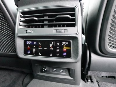 صورة مصغرة 34 لـ 2024 AUDI Q8