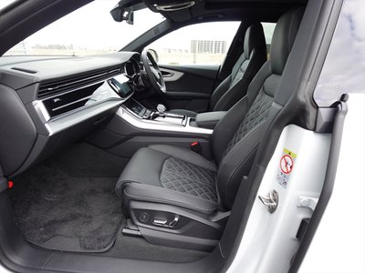 صورة مصغرة 32 لـ 2024 AUDI Q8