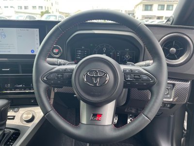 2025 Toyota GR YARIS — фото 6