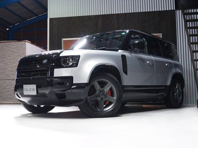 LAND ROVER DEFENDER - 1