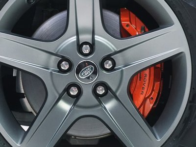 LAND ROVER DEFENDER - 10