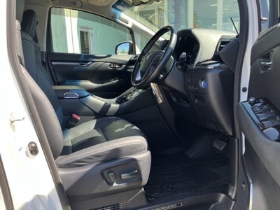 2022 Toyota ALPHARD — миниатюра 12
