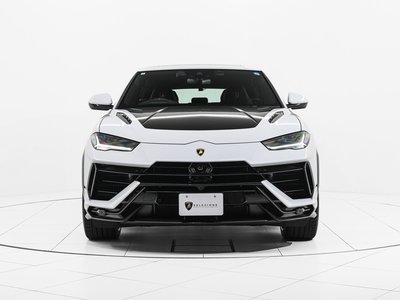 LAMBORGHINI URUS - 2