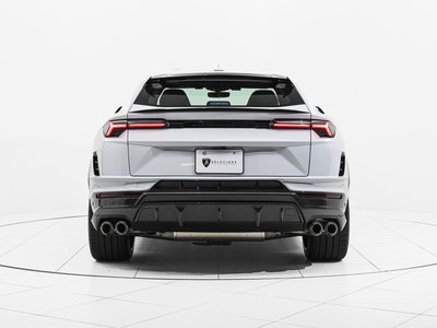 LAMBORGHINI URUS - 7