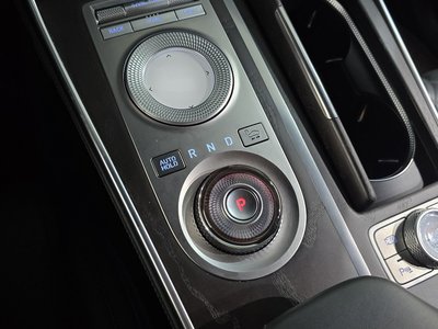 2020 Genesis GV80 — миниатюра 12