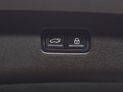 2020 Genesis GV80 — миниатюра 23