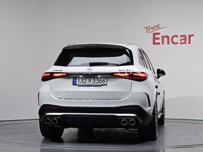 MERCEDES-BENZ GLC - 3