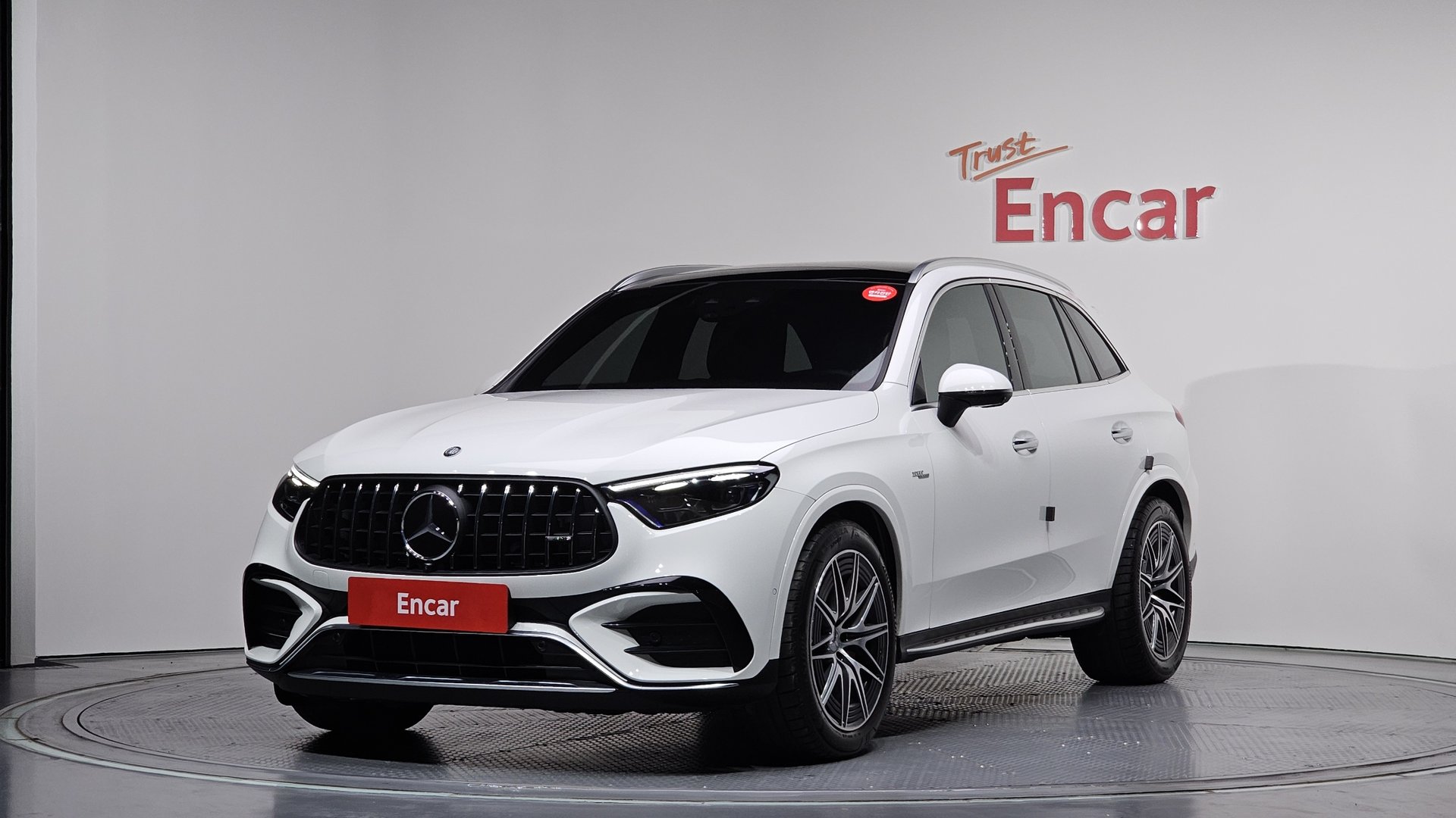 MERCEDES-BENZ GLC - View 1