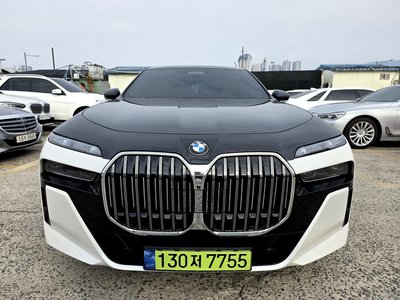 BMW 7 SERIES - 1