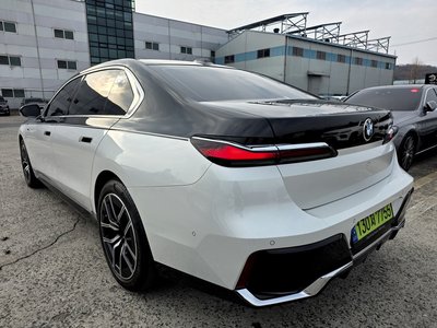 BMW 7 SERIES - 7
